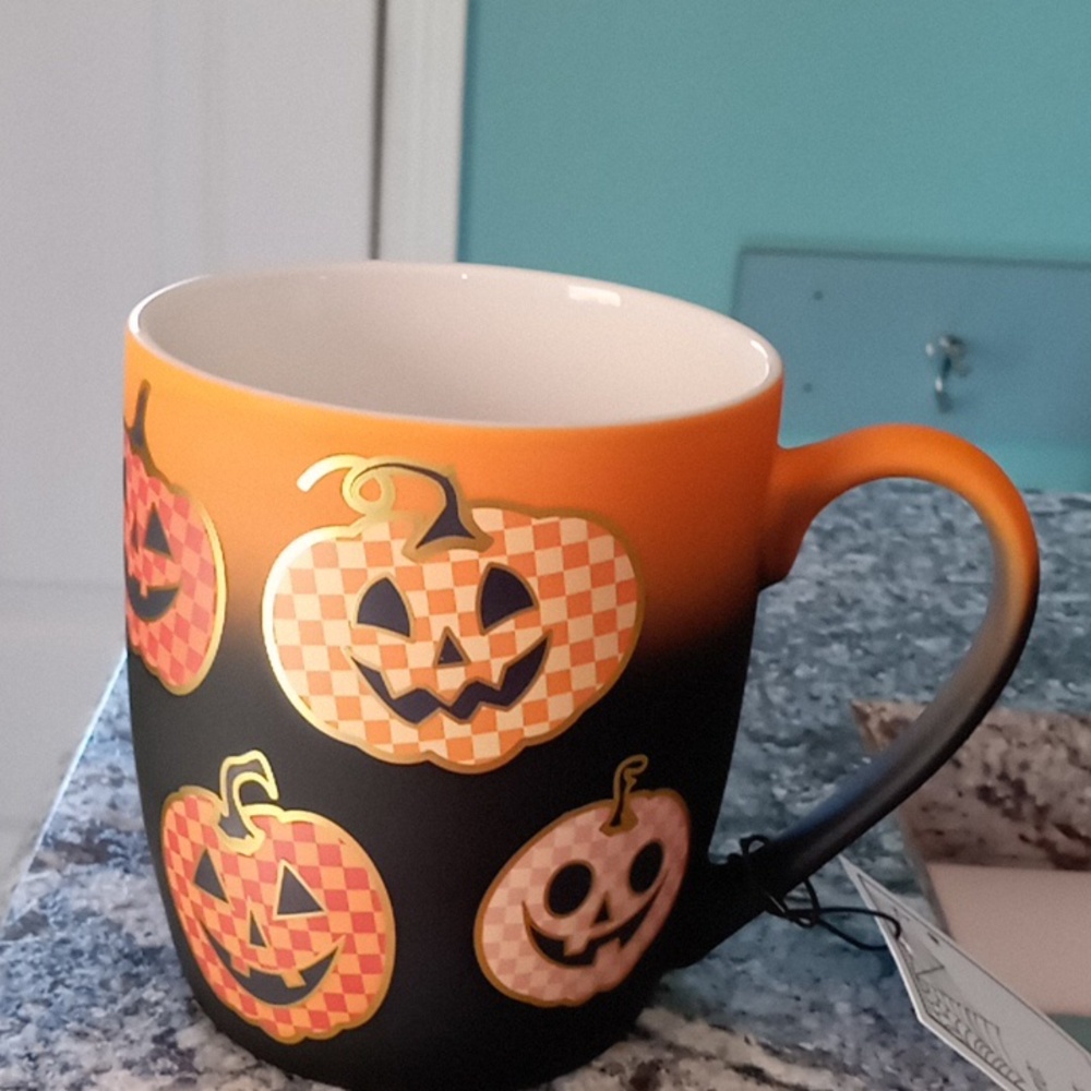 Cobwebs & Cauldrons Halloween Mug 🎃🎃🎃